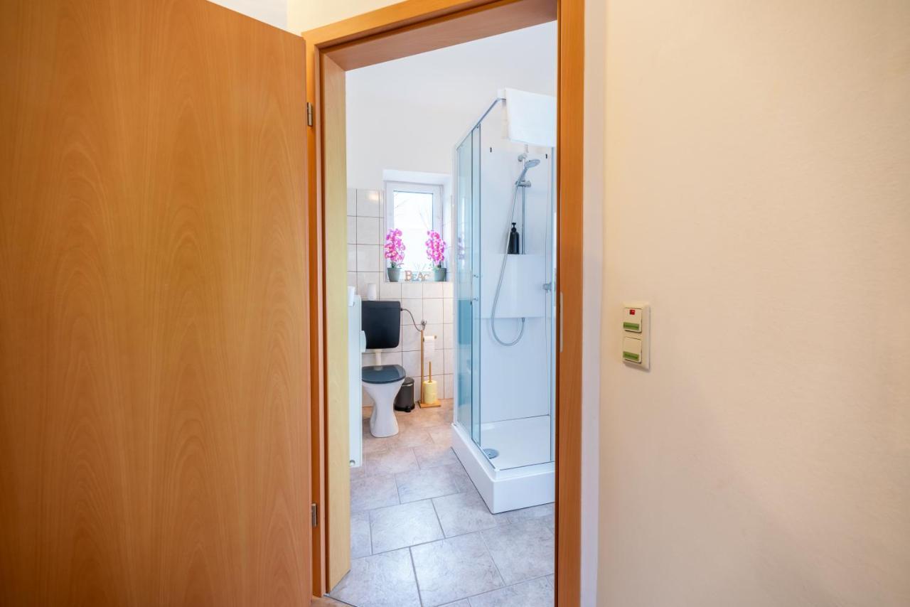 Modernes Appartement กราซ ภายนอก รูปภาพ